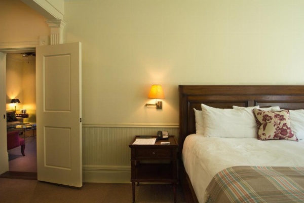 New Sheridan Hotel image 15