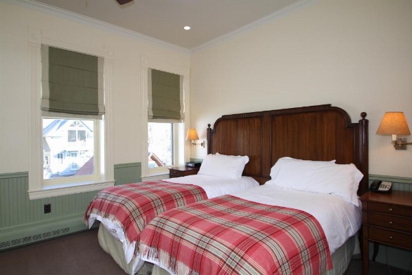 New Sheridan Hotel image 20