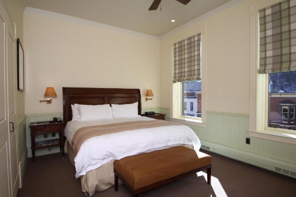 New Sheridan Hotel image 8